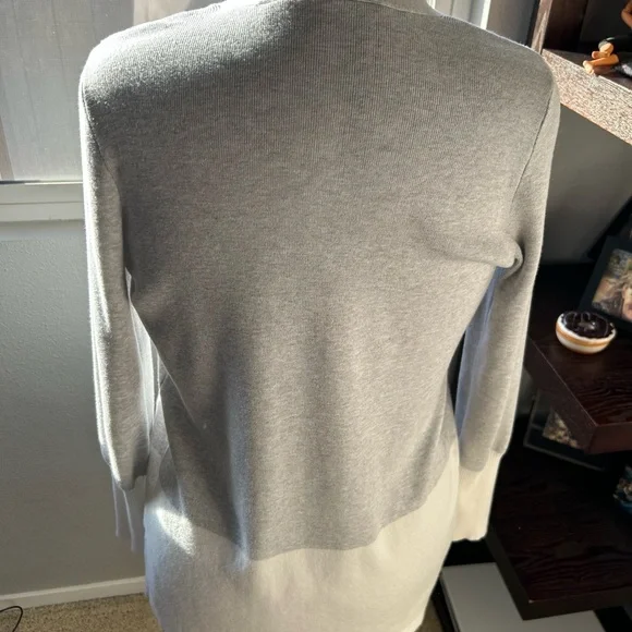Stylish Gray Cardigan - Picture 5 of 6